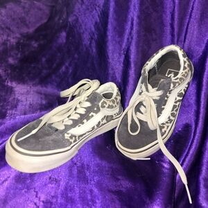 Vans Old Skool 'Leopard Snow' Streetwear/Lifestyle Shoes Size 12 kids un…